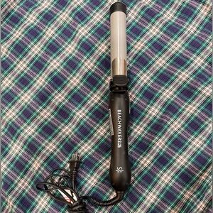 Beachwaver S1.25 Curling Iron - Black and Silver